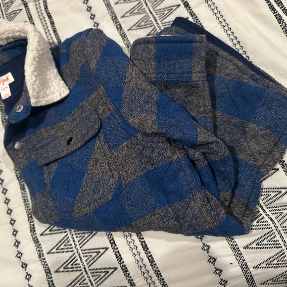 Boys Cat & Jack quilted button up sweater - Picture 2 of 4